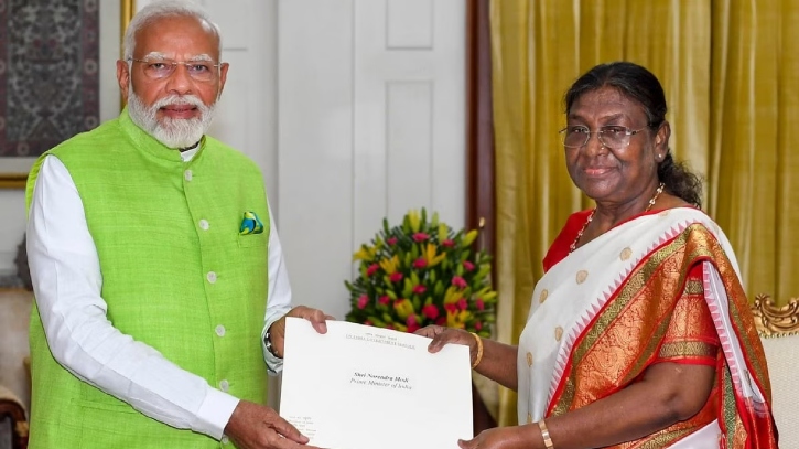 নরেন্দ্র মোদির পদত্যাগ, শনিবার নিতে পারেন শপথ নরেন্দ্র মোদির পদত্যাগ, শনিবার নিতে পারেন শপথ