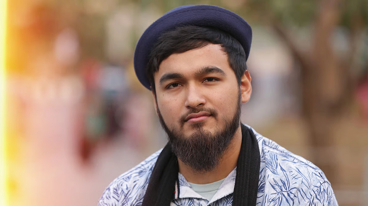 বিয়ের প্রলোভনে ‘অর্থ আত্মসাৎ’: গায়ক নোবেল ও তার মা-স্ত্রীর বিরুদ্ধে গ্রেফতারি পরোয়ানা জারি বিয়ের প্রলোভনে ‘অর্থ আত্মসাৎ’: গায়ক নোবেল ও তার মা-স্ত্রীর বিরুদ্ধে গ্রেফতারি পরোয়ানা জারি