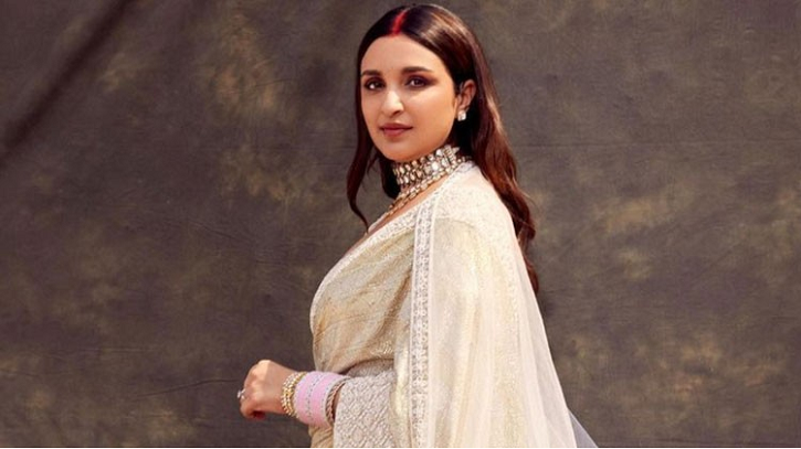 বিয়ের বছর না ঘুরতেই ‘বিস্ফোরক পোস্ট’ পরিণীতির! বিয়ের বছর না ঘুরতেই ‘বিস্ফোরক পোস্ট’ পরিণীতির!