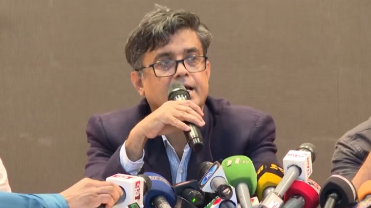 ‘সারাদেশে ৮০০ আয়না ঘর থাকতে পারে, সব খুঁজে বের করা হবে’ ‘সারাদেশে ৮০০ আয়না ঘর থাকতে পারে, সব খুঁজে বের করা হবে’