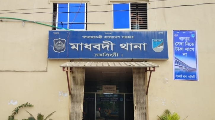 মাইকে ঘোষণা দিয়ে ফের দুইপক্ষের টেঁটাযুদ্ধ, আহত ১৫