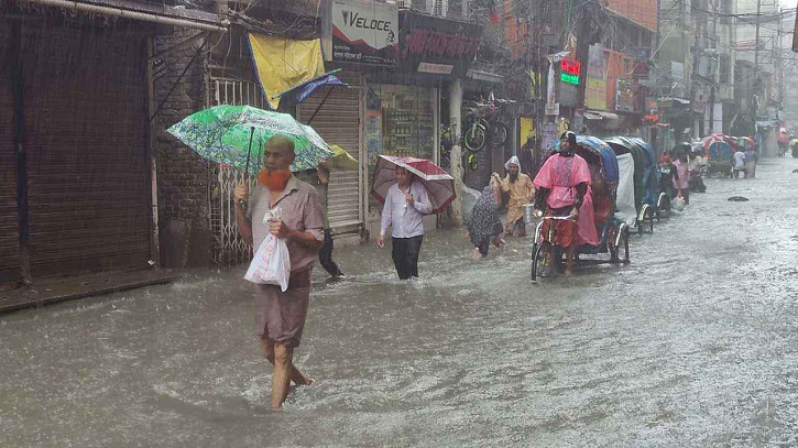ভারী বৃষ্টিপাতের আভাস, পাউবোর কর্মীদের জরুরি নির্দেশনা ভারী বৃষ্টিপাতের আভাস, পাউবোর কর্মীদের জরুরি নির্দেশনা