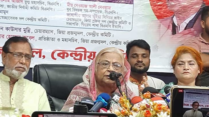 ‘বিএনপির নামে চাঁদাবাজী করছে অনুপ্রবেশকারীরা’ ‘বিএনপির নামে চাঁদাবাজী করছে অনুপ্রবেশকারীরা’