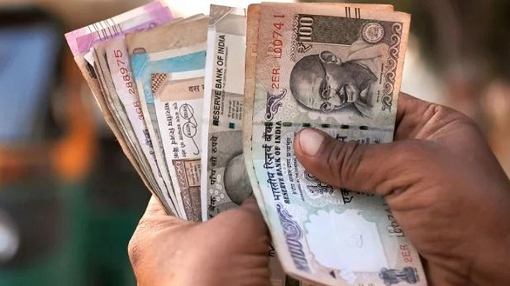 ভারতীয় রুপির দাম সর্বকালের সর্বনিম্ন স্তরে 