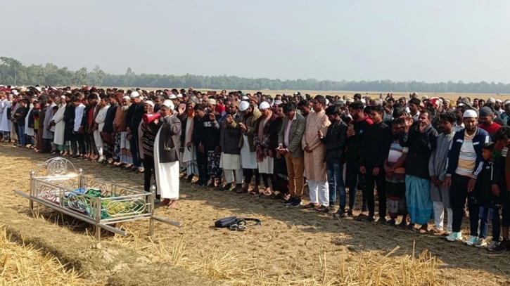 শিশু সাজিদের দাফন সম্পন্ন, শোকে স্তব্ধ গ্রামবাসী 