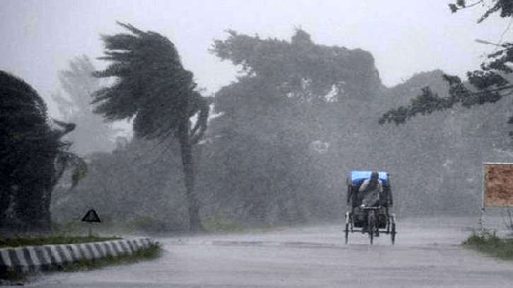 সন্ধ্যার মধ্যে রাজধানীসহ ৯ অঞ্চলে ঝড়সহ বজ্র-বৃষ্টির আশঙ্কা, সতর্ক সংকেত ১ সন্ধ্যার মধ্যে রাজধানীসহ ৯ অঞ্চলে ঝড়সহ বজ্র-বৃষ্টির আশঙ্কা, সতর্ক সংকেত ১
