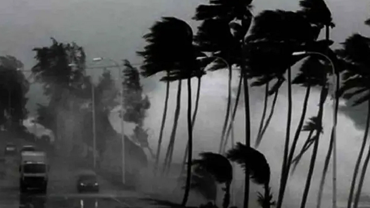 রাতের মধ্যেই ৯ অঞ্চলে ৬০ কি. মি. বেগে ঝড়ের শঙ্কা