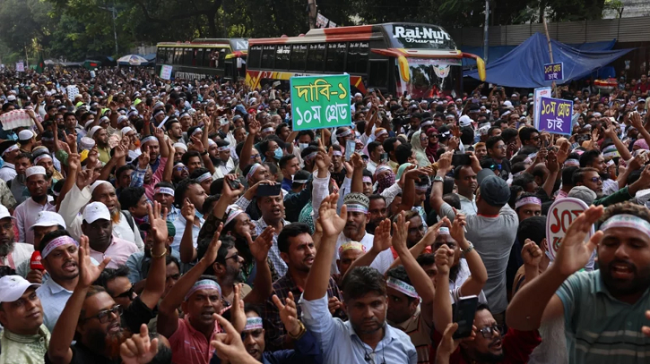 প্রাথমিকের শিক্ষকদের রাজধানীতে চলমান আন্দোলন স্থগিত