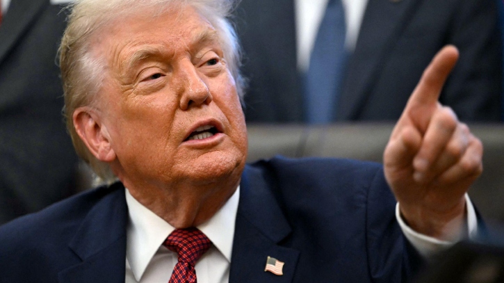 সামাজিক মাধ্যম এক্স-কে জরিমানা করায় ইইউ’র সমালোচনা করলেন ট্রাম্প