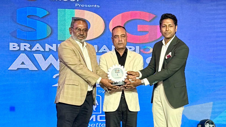 পরিবেশবান্ধব স্টিম উদ্যোগে চ্যাম্পিয়ন অ্যাওয়ার্ড পেল ইউনাইটেড পাওয়ার পরিবেশবান্ধব স্টিম উদ্যোগে চ্যাম্পিয়ন অ্যাওয়ার্ড পেল ইউনাইটেড পাওয়ার