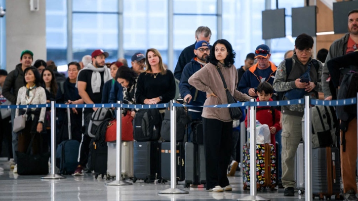 শাটডাউনের কারণে যুক্তরাষ্ট্রে কমতে পারে ১০ শতাংশ উড়োজাহাজ চলাচল