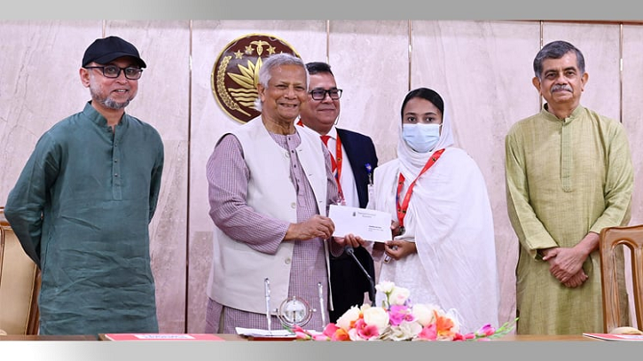 ‘জুলাই শহীদ স্মৃতি বৃত্তি’ চালু করলো জাতীয় বিশ্ববিদ্যালয় ‘জুলাই শহীদ স্মৃতি বৃত্তি’ চালু করলো জাতীয় বিশ্ববিদ্যালয়