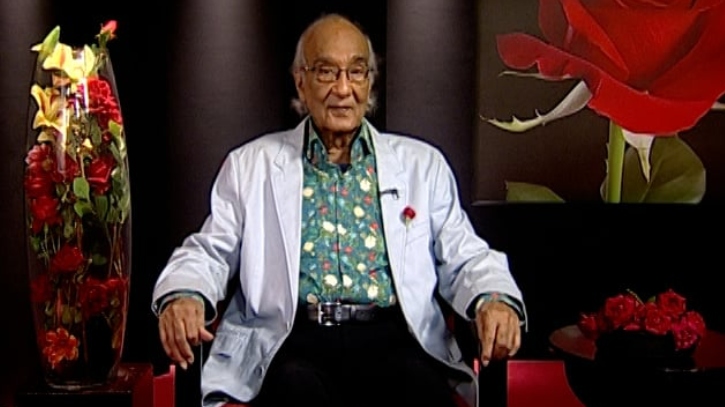‘লাল গোলাপ’ নিয়ে বাংলাভিশনের পর্দায় ফিরছেন শফিক রেহমান ‘লাল গোলাপ’ নিয়ে বাংলাভিশনের পর্দায় ফিরছেন শফিক রেহমান