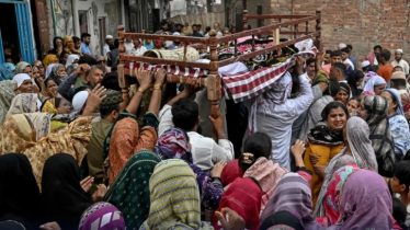 পেশোয়ারে স্কুলের ছাদ ধসে ২৮ জনের মৃত্যু, নিহতের অধিকাংশই শিশু