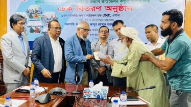 ৫৮৩ জন শ্রমিককে প্রায় ৫ কোটি টাকার অনুদানের চেক দিলেন শ্রমমন্ত্রী