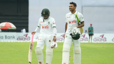 শতক পেরিয়ে মধ্যাহ্নভোজে বাংলাদেশ
