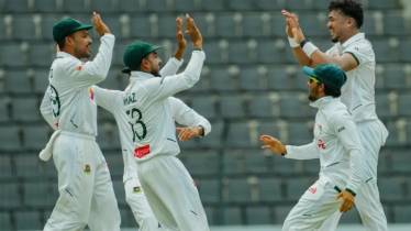স্বস্তিতে মধ্যাহ্নভোজে গেল বাংলাদেশ