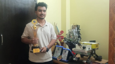 কৃষকের বন্ধু রোবট বানিয়ে বিশ্বজয় হাসিবুরের 