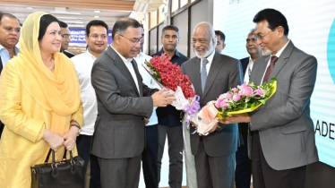 জাতিসংঘ সফর শেষে দেশে ফিরলেন প্রধানমন্ত্রী