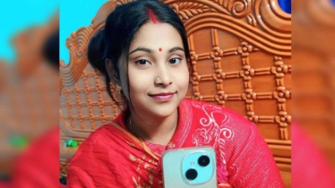 সিঁদুর খেলার সময় প্রাণ গেল নববধূর