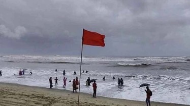 আগামী ২ দিন বজ্রবৃষ্টির শঙ্কা, সমুদ্রবন্দরে ৩ নম্বর সতর্ক সংকেত