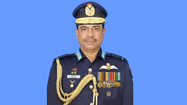 সাবেক বিমানবাহিনী প্রধান আব্দুল হান্নান কাতারে গ্রেফতার