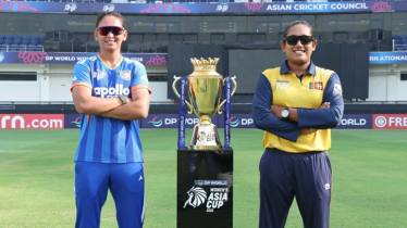 নারী এশিয়া কাপ: ভারতের শিরোপা কী কাড়তে পারবে শ্রীলঙ্কা? নারী এশিয়া কাপ: ভারতের শিরোপা কী কাড়তে পারবে শ্রীলঙ্কা?