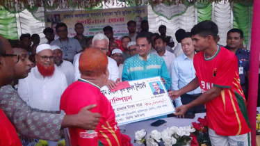 হিলিতে আরাফাত রহমান কোকো স্মৃতি টুর্নামেন্টের দুই ফাইনালিস্ট পেল ৫০ হাজার টাকা
