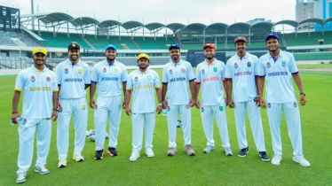 মাঠে গড়াচ্ছে এনসিএল মহারণ, ট্রফির লড়াইয়ে ৮ দল