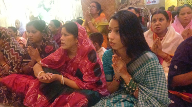 কাপ্তাই হ্রদে প্রতিমা বিসর্জনের মধ্য দিয়ে শেষ হচ্ছে শারদীয় দুর্গোৎসব