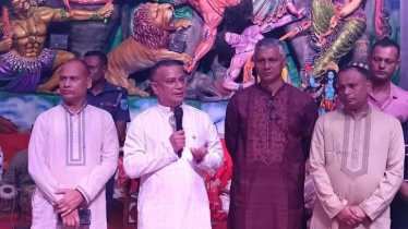 পূজামণ্ডপ পরিদর্শন করলেন টাঙ্গাইলের পুলিশ সুপার
