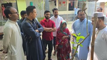 জরাজীর্ণ ঘরে বুকে কোরআন আগলে ঘুমাতেন লায়লা, ফেসবুকে এক আহ্বানে বদলে গেল জীবন