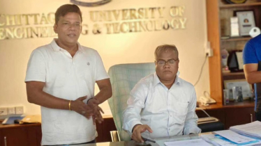 ২৪ ঘণ্টারও বেশি সময় ধরে অবরুদ্ধ চুয়েটের নতুন ভিসি, পদত্যাগের দাবিতে অনড় শিক্ষার্থীরা