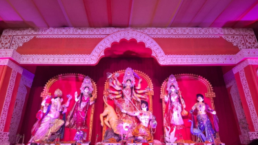 বিজয়া দশমী আজ, প্রতিমা বিসর্জনে শেষ হচ্ছে দুর্গোৎসব 