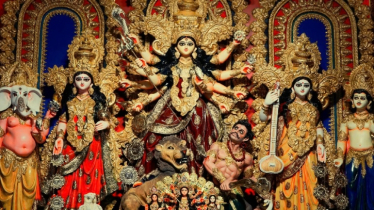 চণ্ডীপাঠ ও নবপত্রিকা প্রবেশে আজ মহাসপ্তমী