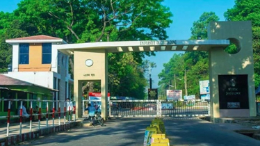 চবি প্রশাসনের জরুরি নির্দেশনা, অনুমতি ছাড়া ক্যাম্পাসে ড্রোন ওড়ালেই ব্যবস্থা