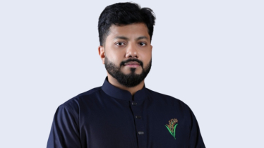 ইশরাক হোসেনের পদত্যাগপত্র গ্রহণ করেছেন রাষ্ট্রপতি, প্রজ্ঞাপন জারি
