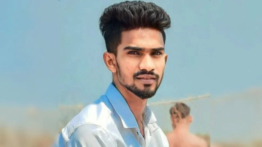 সেলুনে ঢুকে এলোপাতাড়ি গুলি, পালানোর সময় যুবককে কুপিয়ে হত্যা!
