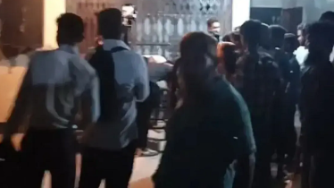 মায়ের সামনে যুবতী মেয়েকে গুলি করে হত্যা
