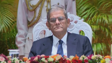 ধৈর্য ধরে সবাই মিলে দেশকে এগিয়ে নিতে হবে: রাষ্ট্রপতি