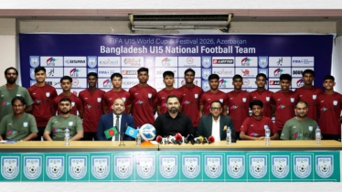 বিশ্বকাপ খেলতে যাওয়া ফুটবলারদের আবদার পূরণ করলেন ক্রীড়া প্রতিমন্ত্রী