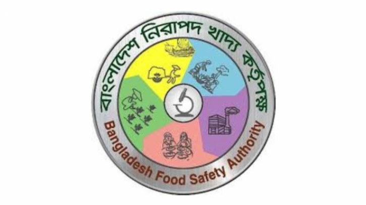 রাস্তার পাশের পিঠা-পুরি-পেঁয়াজুর দোকানেও বাধ্যতামূলক হচ্ছে নিবন্ধন-লাইসেন্স, না মানলে দণ্ড