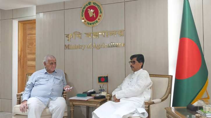পার্বত্য অঞ্চলে আধুনিক কৃষি সম্প্রসারণে কৃষিমন্ত্রীর সহযোগিতা চাই