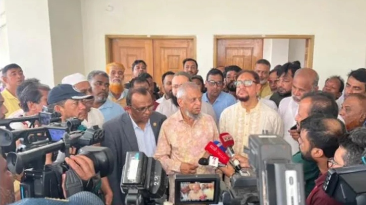 শ্রমজীবী নারীদের সার্বিক কল্যাণকে সর্বোচ্চ অগ্রাধিকার দিয়ে কাজ করছে সরকার: শ্রমমন্ত্রী