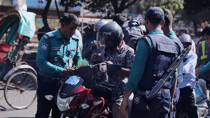 রাতের নাশকতার পর রাজধানীজুড়ে কঠোর নিরাপত্তা, বসানো হয়েছে ২০০ চেকপোস্ট