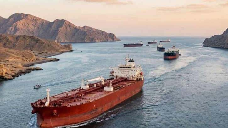 লেবাননে ইসরাইলের আক্রমণ, ফের বন্ধ হরমুজ প্রণালী লেবাননে ইসরাইলের আক্রমণ, ফের বন্ধ হরমুজ প্রণালী