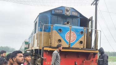 কমলগঞ্জে ট্রেনে আগুন, তিন ঘণ্টা পর সচল রেল যোগাযোগ