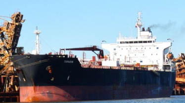 ২৭ হাজার টন ডিজেল নিয়ে বন্দরে ফুয়েল ট্যাংকার, আসছে আরও