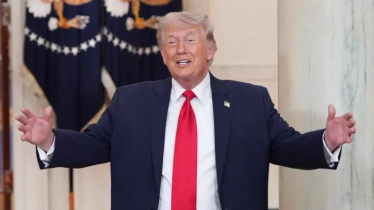 ইরানে আরও কঠোর আঘাত হানার হুমকি ট্রাম্পের