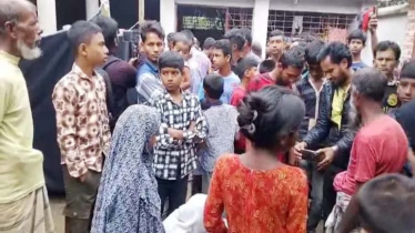 দাফন হলো ট্রেনে কাটা পড়া সেই ৫ জনের মরদেহ, এলাকায় শোকের মাতম